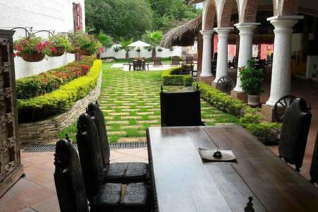 Hotel Santa Barbara Colonial Санта-Фе-де-Антьокия Экстерьер фото