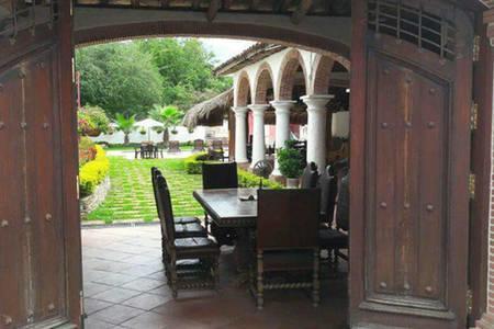 Hotel Santa Barbara Colonial Санта-Фе-де-Антьокия Экстерьер фото